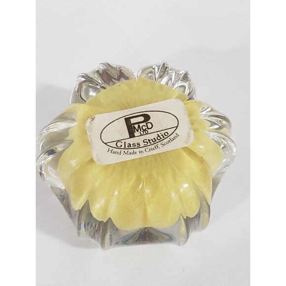 Peter McDougall Star Cut Millifiore Yellow paperweight Fluted Scotland PMCD 50mm - Picture 7 of 8